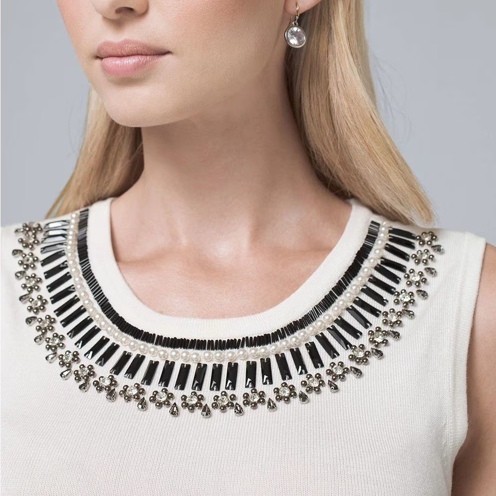 White House Black Market Necklace Collar Tank Beaded Rhinestone Sleeveless Top M
